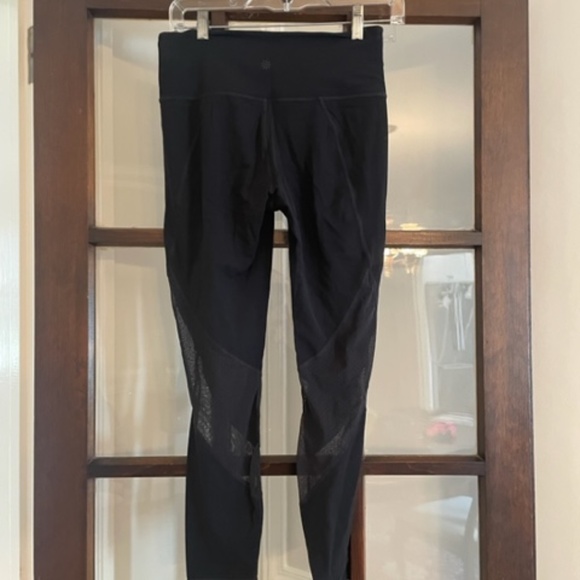 Athleta Aura Sonar Leggings with Mesh in Black, Size Small - Picture 4 of 4